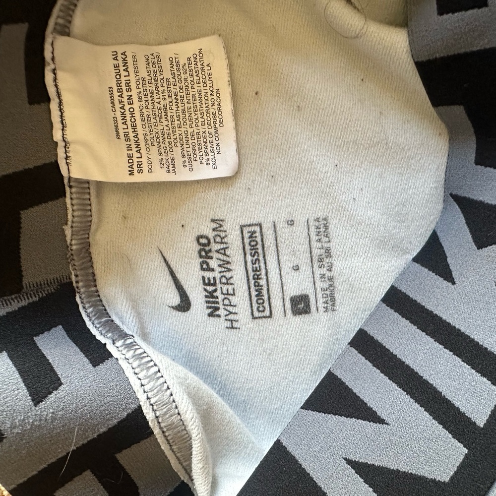 Nike Gray and Black Leggings Youth L - Picture 3 of 3